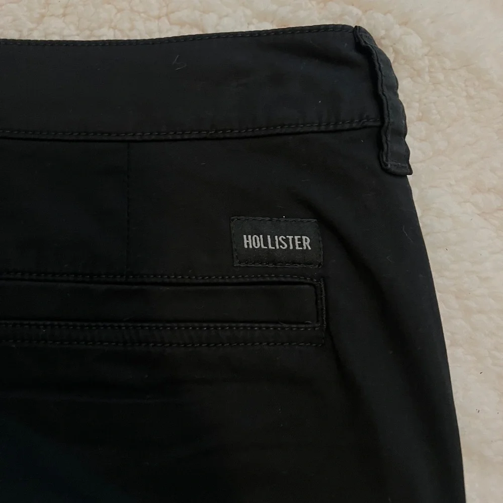 Hollister Black Chinos Flat Front Cotton Blend